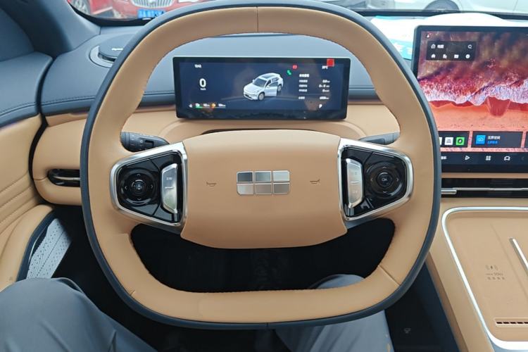 Used Geely Galaxy Xingjian 7 EM-i 2025 120km Navigator Edition Steering Wheel