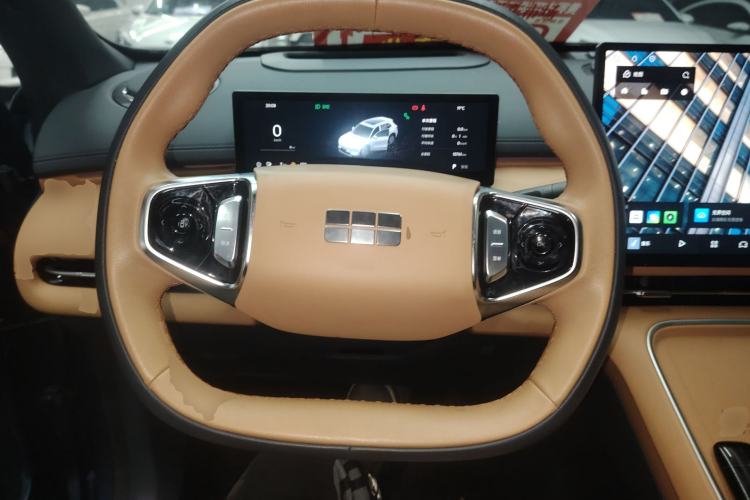 Used Geely Galaxy Xingjian 7 EM-i 2025 120km Navigator Edition Steering Wheel