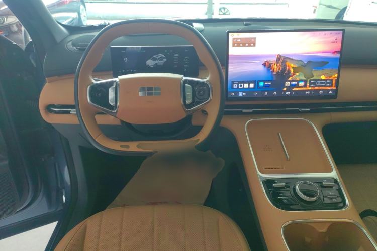 Used Geely Galaxy Xingjian 7 EM-i 2025 120km Navigator Edition Steering Wheel