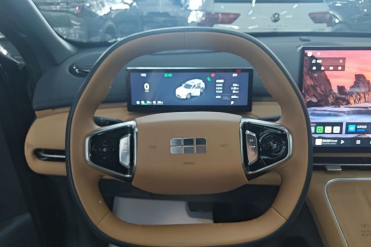 Used Geely Galaxy Xingjian 7 EM-i 2025 120km Navigator Edition Steering Wheel