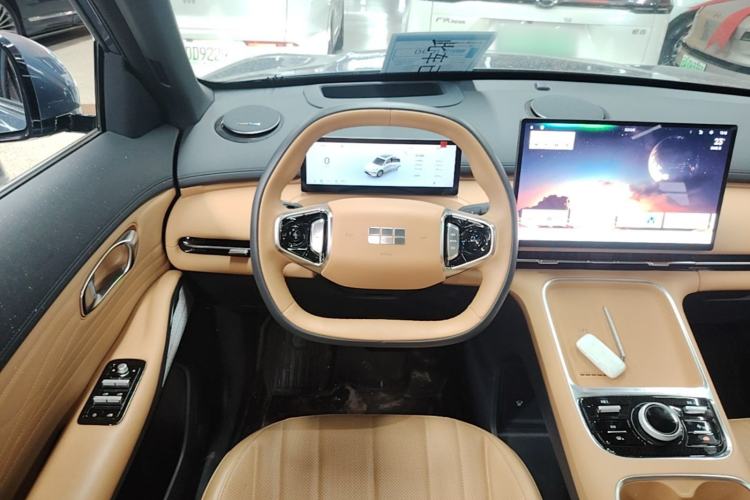 Used Geely Galaxy Xingjian 7 EM-i 2025 120km Navigator Edition Steering Wheel