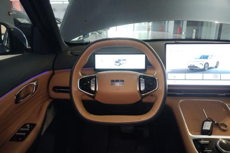 Used Geely Galaxy Xingjian 7 EM-i 2025 120km Navigator Edition Steering Wheel