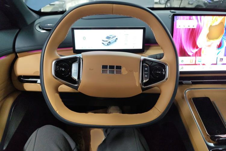 Used Geely Galaxy Xingjian 7 EM-i 2025 120km Navigator Edition Steering Wheel