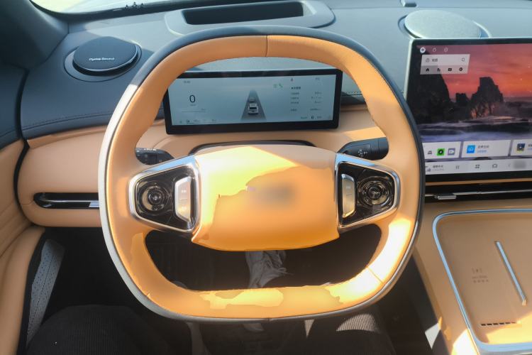Used Geely Galaxy Xingjian 7 EM-i 2025 120km Navigator Edition Steering Wheel