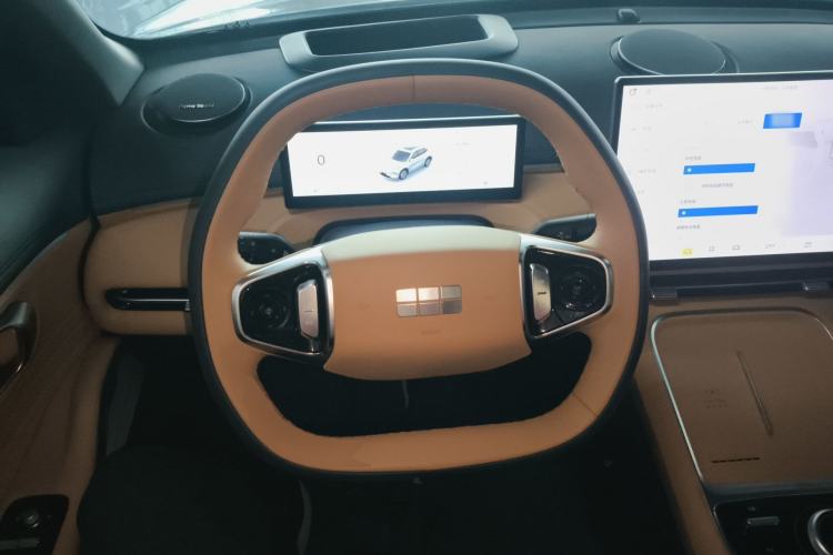 Used Geely Galaxy Xingjian 7 EM-i 2025 120km Navigator Edition Steering Wheel