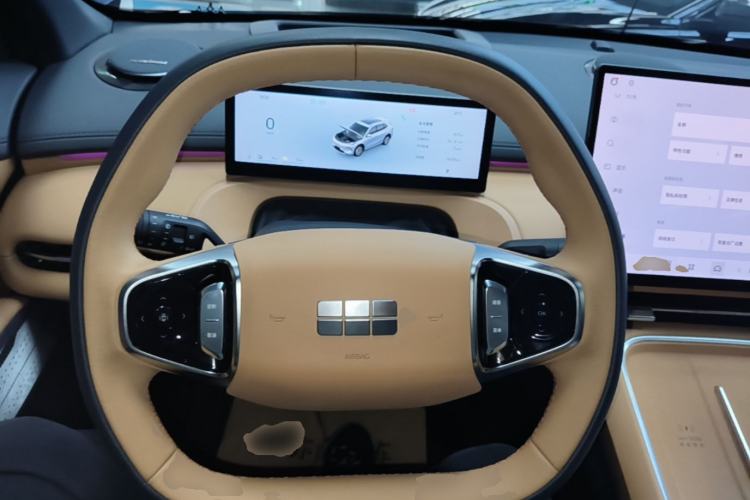 Used Geely Galaxy Xingjian 7 EM-i 2025 120km Navigator Edition Steering Wheel
