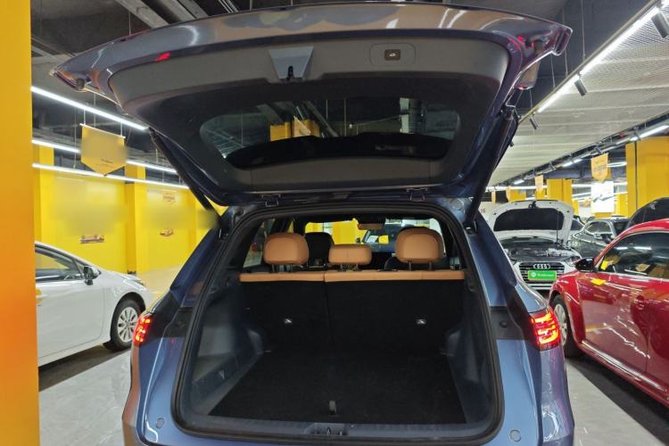 Used Geely Galaxy Xingjian 7 EM-i 2025 120km Navigator Edition Trunk