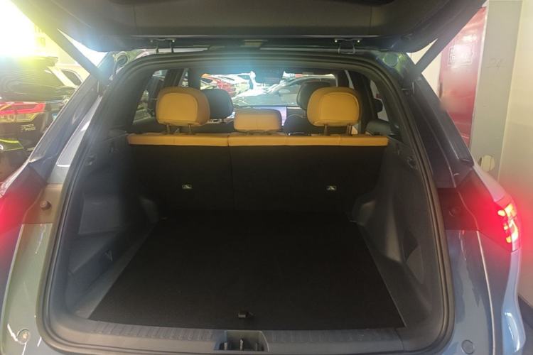 Used Geely Galaxy Xingjian 7 EM-i 2025 120km Navigator Edition Trunk