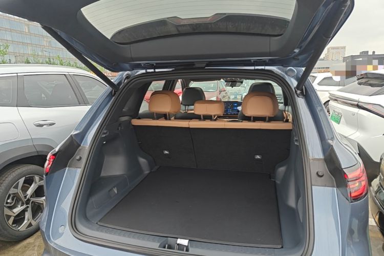 Used Geely Galaxy Xingjian 7 EM-i 2025 120km Navigator Edition Trunk