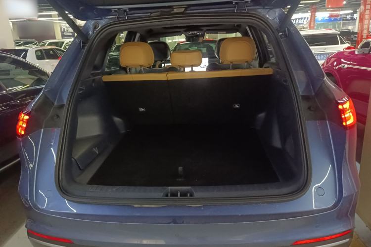 Used Geely Galaxy Xingjian 7 EM-i 2025 120km Navigator Edition Trunk