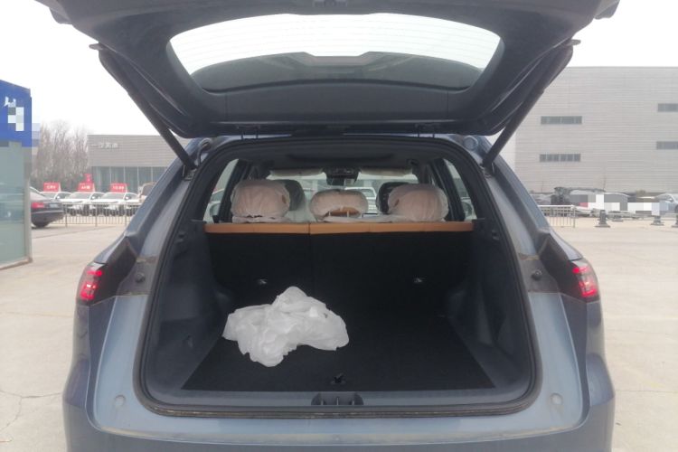 Used Geely Galaxy Xingjian 7 EM-i 2025 120km Navigator Edition Trunk