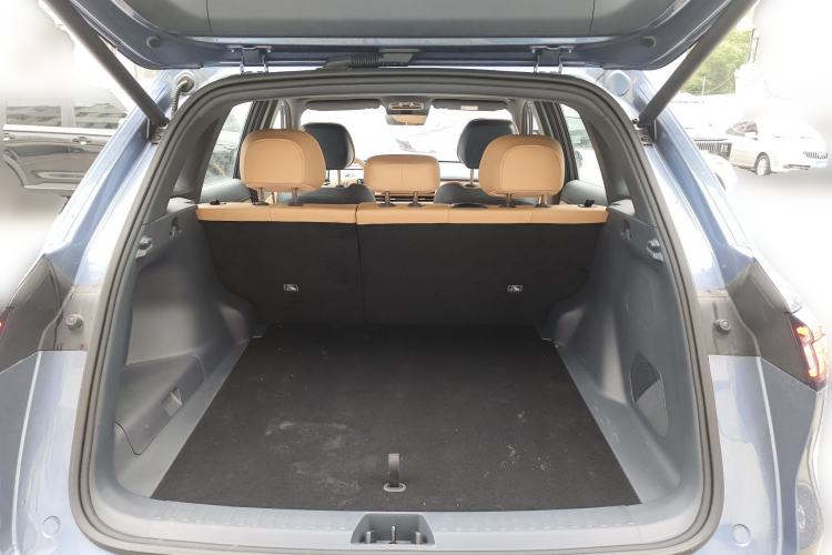 Used Geely Galaxy Xingjian 7 EM-i 2025 120km Navigator Edition Trunk