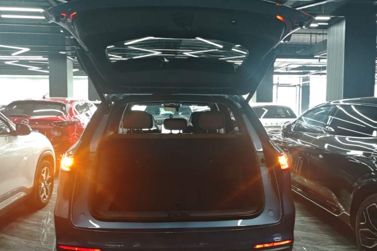 Used Geely Galaxy Xingjian 7 EM-i 2025 120km Navigator Edition Trunk