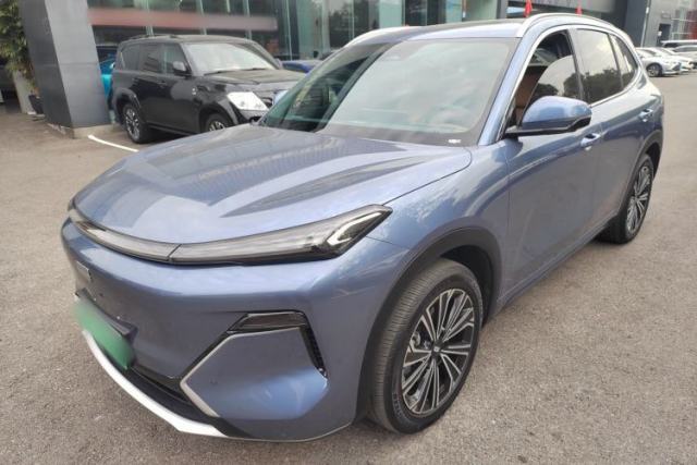 Used Geely Galaxy Xingjian 7 EM-i 2025 120km Navigator Edition