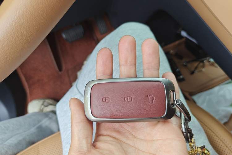 Used Geely Galaxy Xingjian 7 EM-i 2025 120km Navigator Edition Vehicle Key