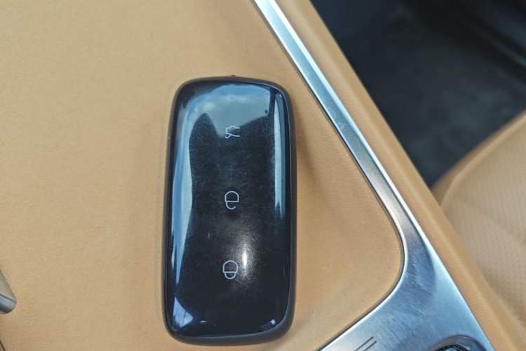 Used Geely Galaxy Xingjian 7 EM-i 2025 120km Navigator Edition Vehicle Key