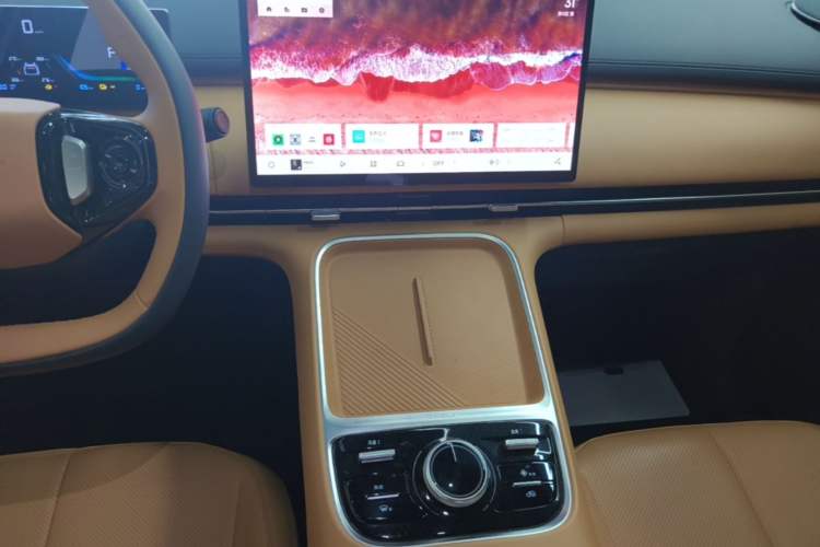 Used Geely Galaxy Xingjian 7 EM-i 2025 55 km Launch Edition Audio And AC Panel