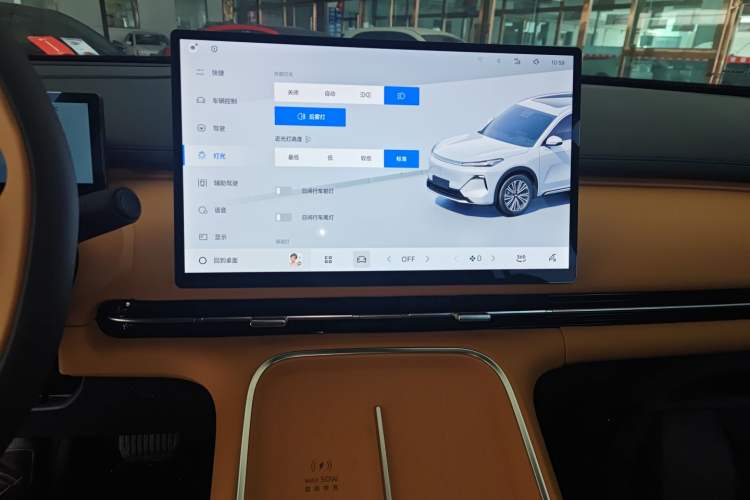Used Geely Galaxy Xingjian 7 EM-i 2025 120km Exploration+ Version Audio And AC Panel