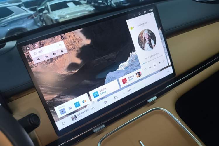 Used Geely Galaxy Xingjian 7 EM-i 2025 120km Exploration+ Version Audio And AC Panel