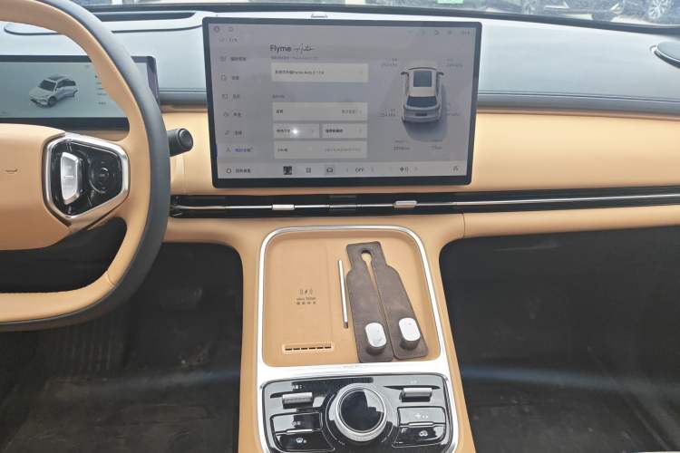 Used Geely Galaxy Xingjian 7 EM-i 2025 120km Exploration+ Version Audio And AC Panel
