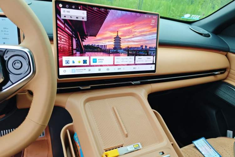 Used Geely Galaxy Xingjian 7 EM-i 2025 120km Navigator Edition Audio And AC Panel