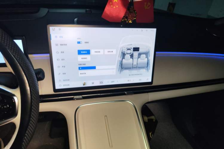 Used Geely Galaxy Xingjian 7 EM-i 2025 120km Navigator Edition Audio And AC Panel