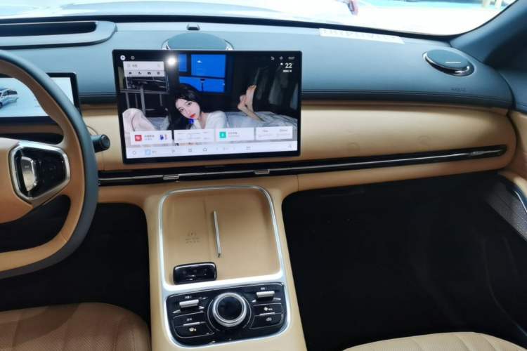 Used Geely Galaxy Xingjian 7 EM-i 2025 120km Exploration+ Version Audio And AC Panel