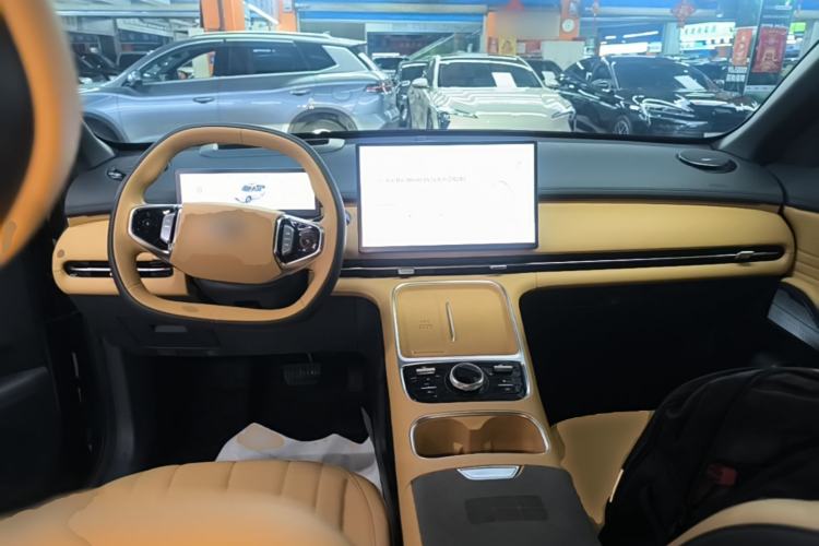 Used Geely Galaxy Xingjian 7 EM-i 2025 120km Exploration+ Version Center Console