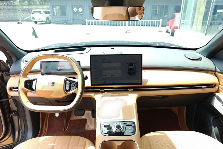 Used Geely Galaxy Xingjian 7 EM-i 2025 120km Exploration+ Version Center Console