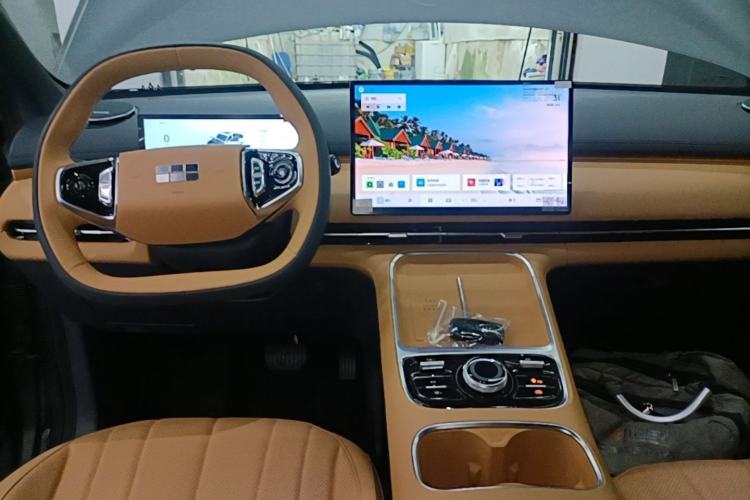 Used Geely Galaxy Xingjian 7 EM-i 2025 55km Exploration Edition Center Console