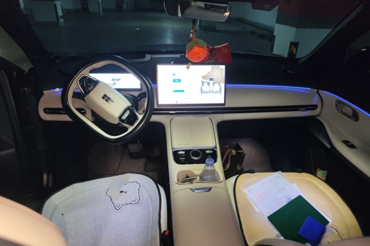 Used Geely Galaxy Xingjian 7 EM-i 2025 120km Navigator Edition Center Console