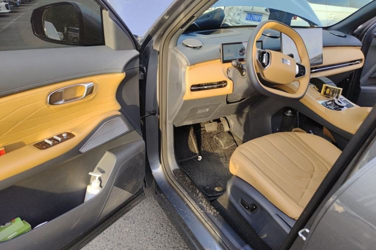 Used Geely Galaxy Xingjian 7 EM-i 2025 120km Exploration+ Version Driver Seat