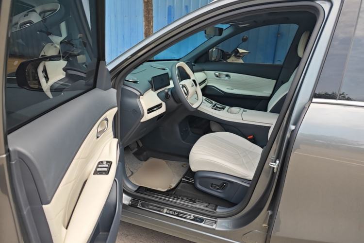Used Geely Galaxy Xingjian 7 EM-i 2025 120km Navigator Edition Driver Seat