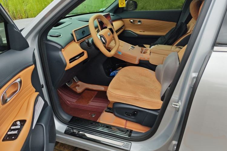 Used Geely Galaxy Xingjian 7 EM-i 2025 120km Navigator Edition Driver Seat