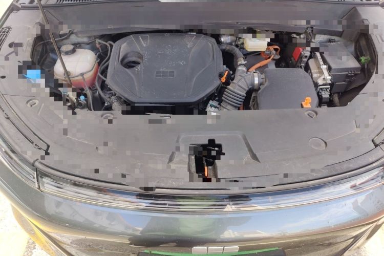 Used Geely Galaxy Xingjian 7 EM-i 2025 120km Navigator Edition Engine Bay