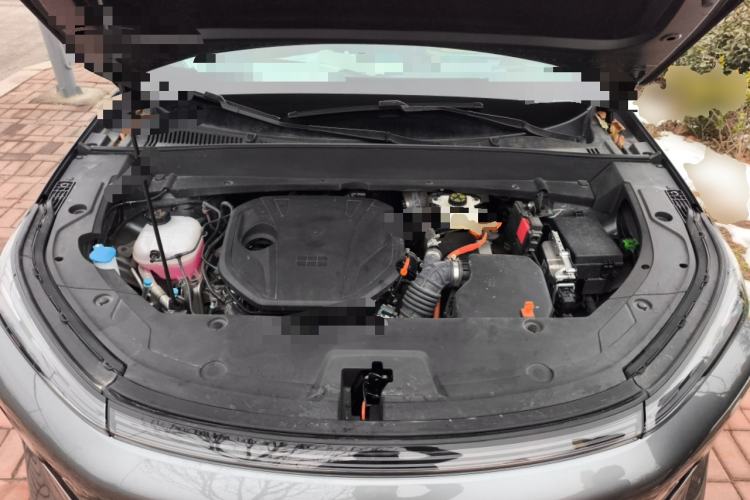 Used Geely Galaxy Xingjian 7 EM-i 2025 120km Launch+ Version Engine Bay
