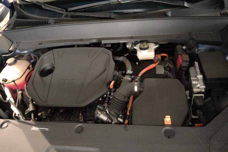 Used Geely Galaxy Xingjian 7 EM-i 2025 120km Navigator Edition Engine Bay