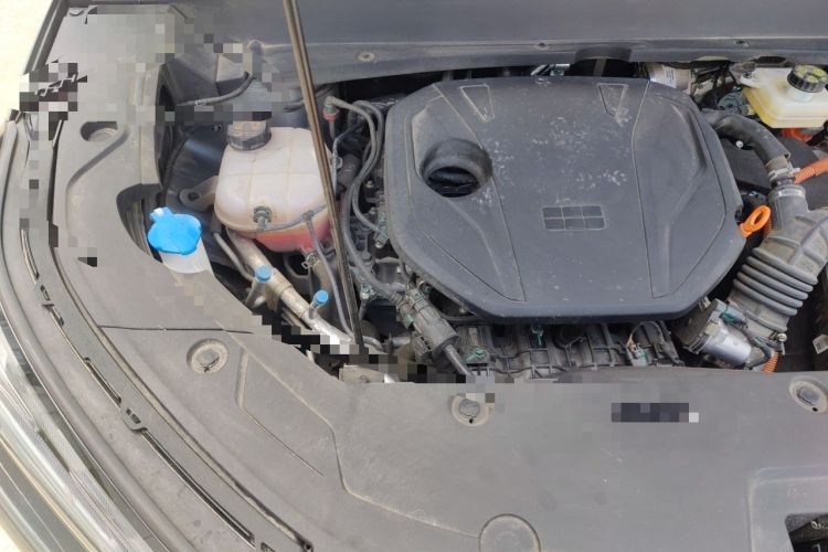 Used Geely Galaxy Xingjian 7 EM-i 2025 120km Navigator Edition Engine Bay Right