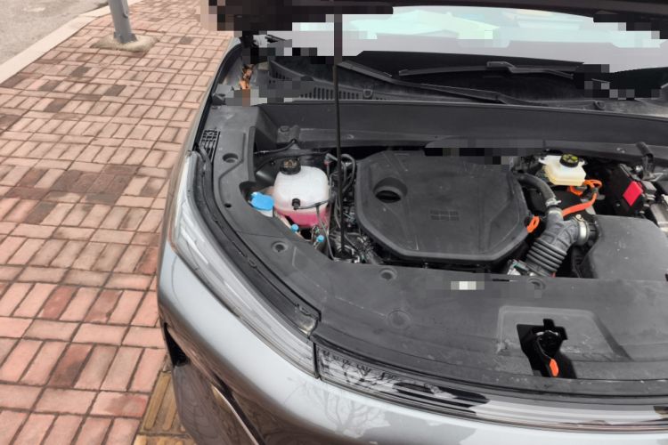 Used Geely Galaxy Xingjian 7 EM-i 2025 120km Launch+ Version Engine Bay Right