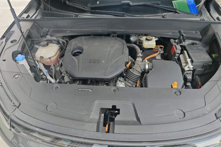 Used Geely Galaxy Xingjian 7 EM-i 2025 120km Launch+ Version Engine Bay