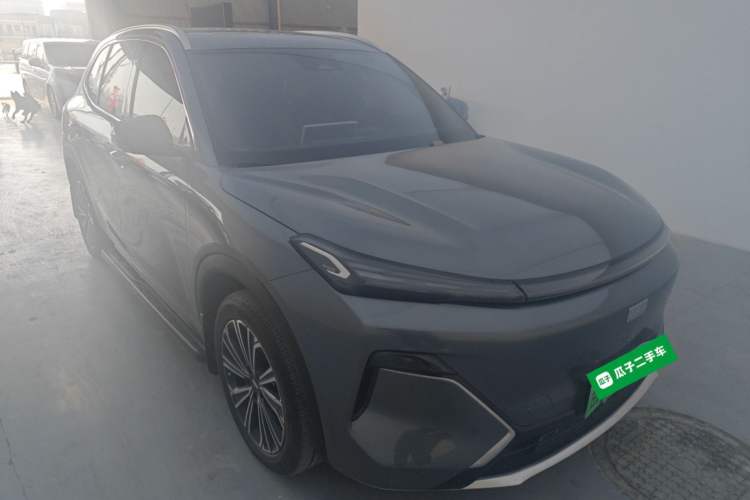 Used Geely Galaxy Xingjian 7 EM-i 2025 120km Navigator Edition Exterior 1