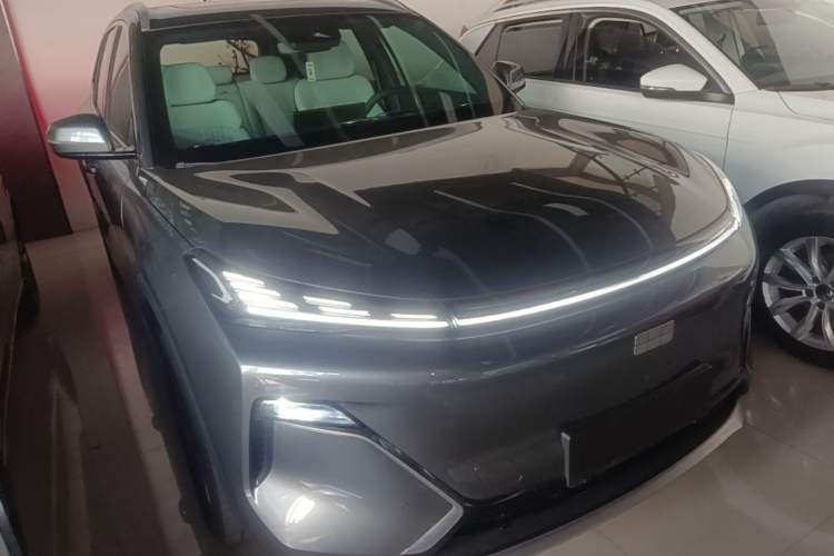 Used Geely Galaxy Xingjian 7 EM-i 2025 120km Exploration+ Version Exterior 1