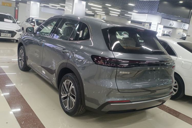 Used Geely Galaxy Xingjian 7 EM-i 2025 120km Exploration+ Version Exterior 2