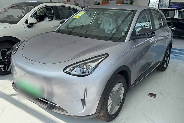 Used Geely Galaxy Xingjian 7 EM-i 2025 120km Launch+ Version Exterior 5