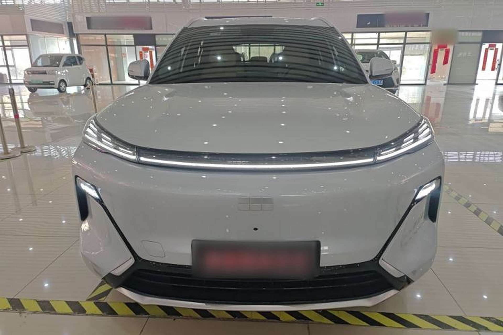 Used Geely Galaxy Xingjian 7 EM-i 2025 120km Launch+ Version Front