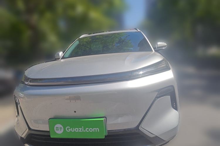 Used Geely Galaxy Xingjian 7 EM-i 2025 120km Launch+ Version Front