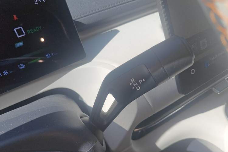 Used Geely Galaxy Xingjian 7 EM-i 2025 120km Launch+ Version Gear Lever