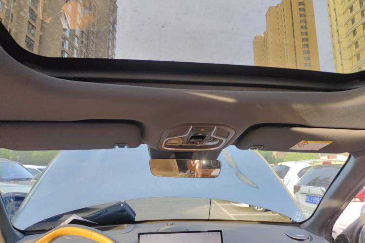 Used Geely Galaxy Xingjian 7 EM-i 2025 120km Exploration+ Version Headliner