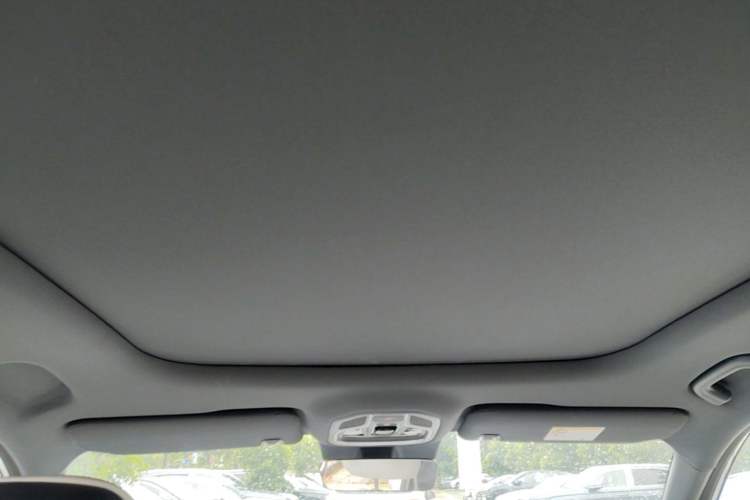 Used Geely Galaxy Xingjian 7 EM-i 2025 120km Navigator Edition Headliner