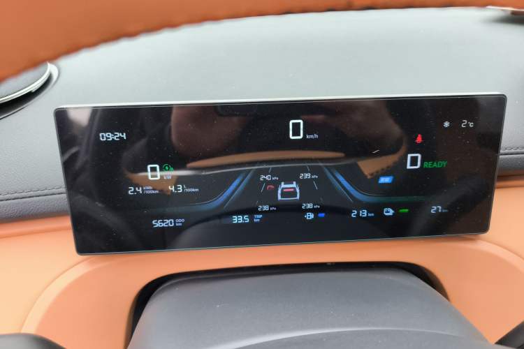 Used Geely Galaxy Xingjian 7 EM-i 2025 120km Launch+ Version Instrument Cluster